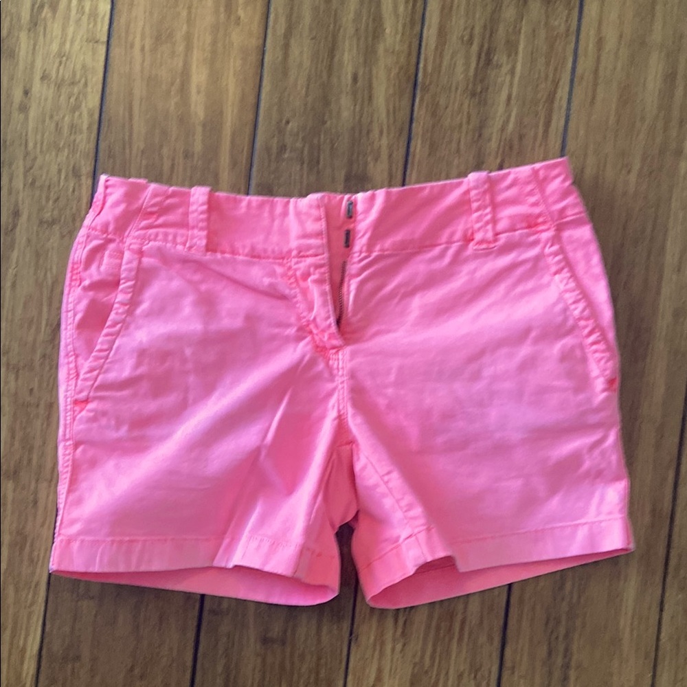Vineyard vines Women's coral Shorts